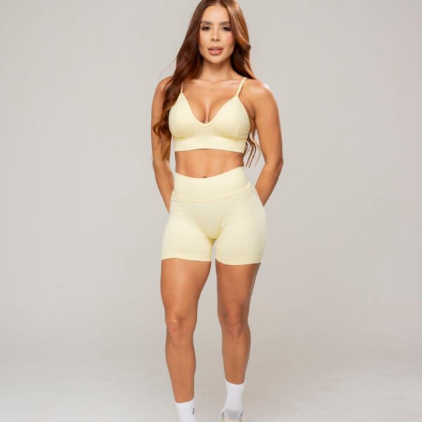 Short Seamless Naia
